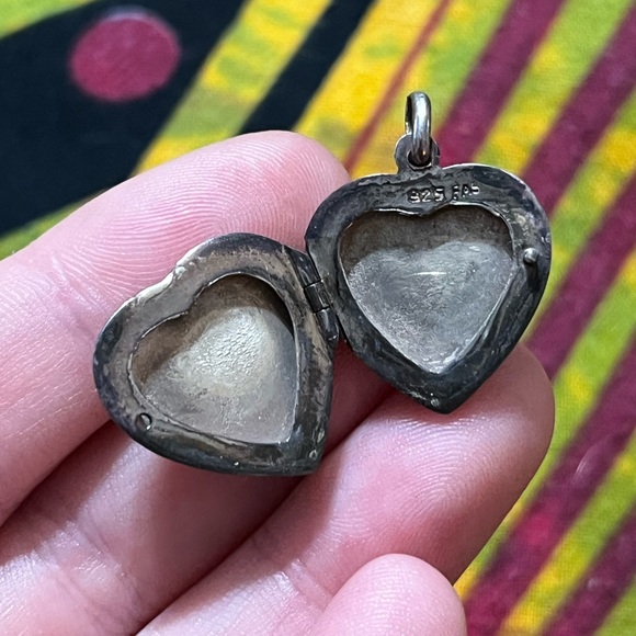 VTG Whimsigoth Black Onyx Sterling Silver 925 Heart Locket Pendant - Picture 5 of 6
